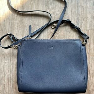 Never used! Navy blue saffiano leather Lo&Sons “Pearl” cross body bag